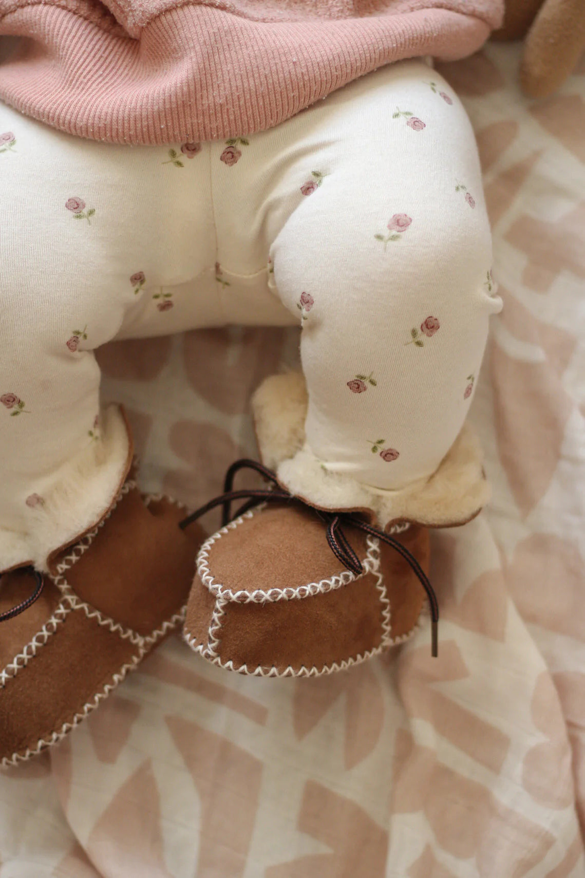 fox & lulu Sheepskin Fur Baby Booties