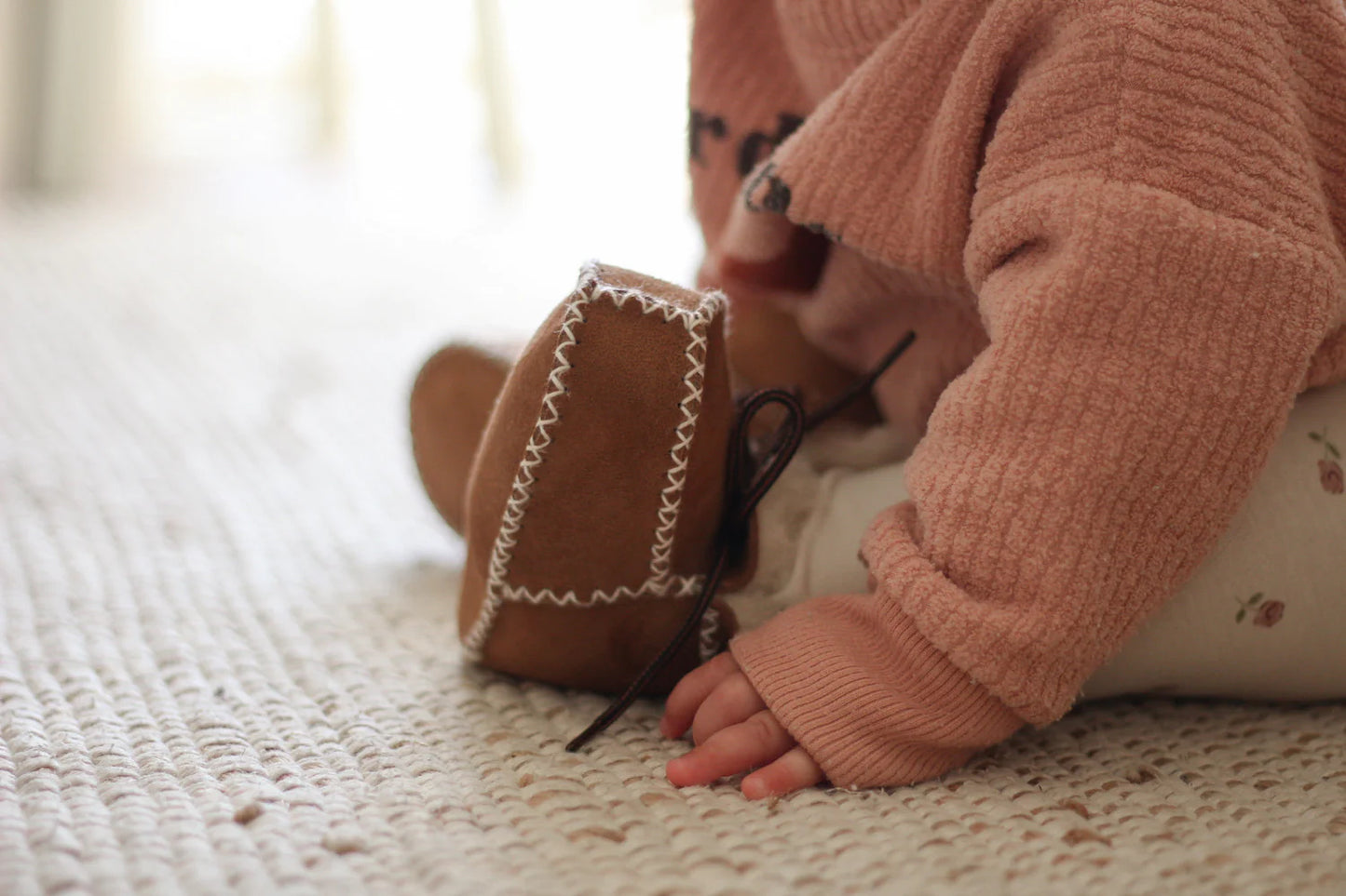 fox & lulu Sheepskin Fur Baby Booties