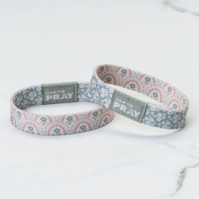 Versible Tap To Pray Wristband