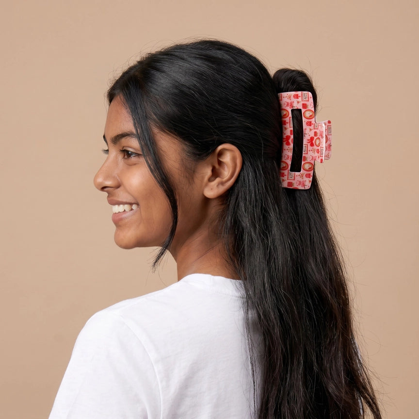 The Darling Effect Holiday Claw Clip