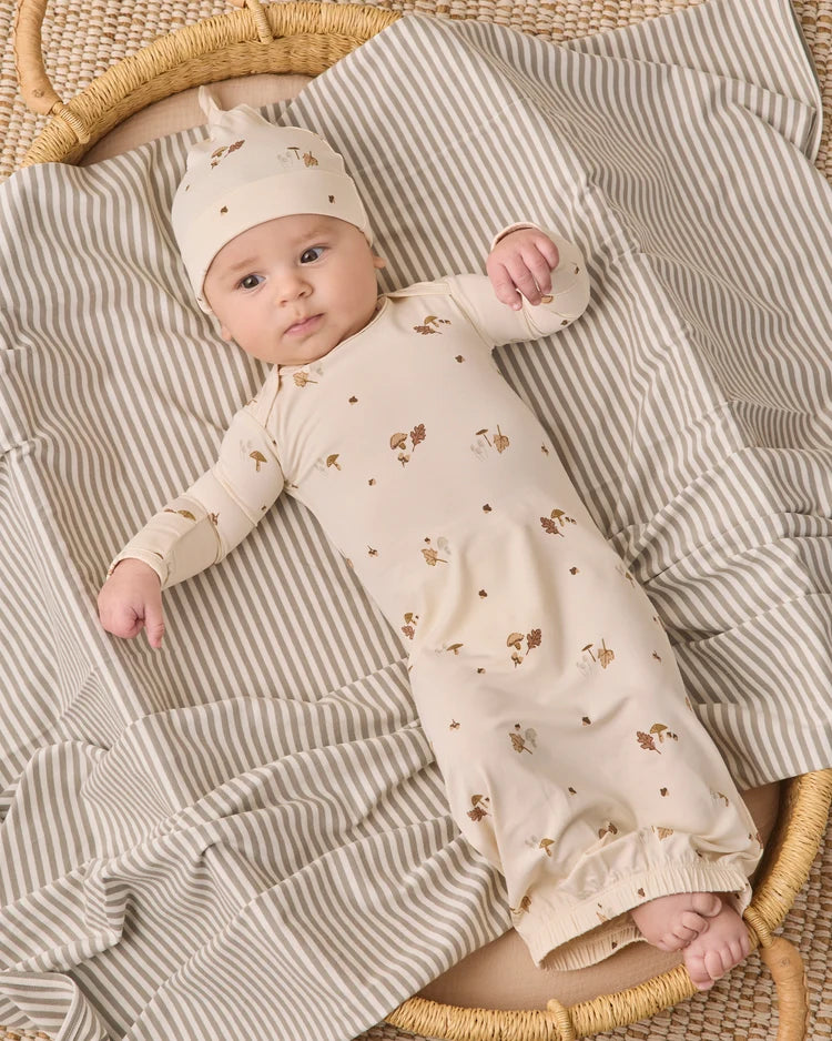 Quincy Mae AW26 Gown Set