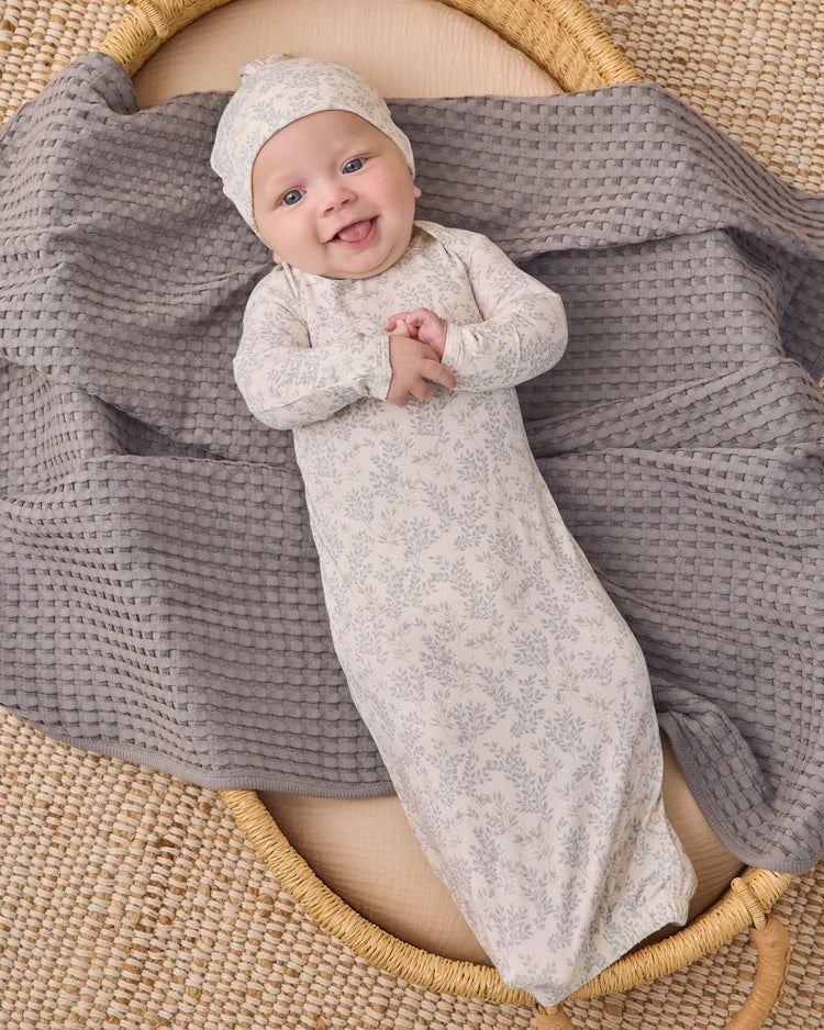 Quincy Mae AW26 Gown Set